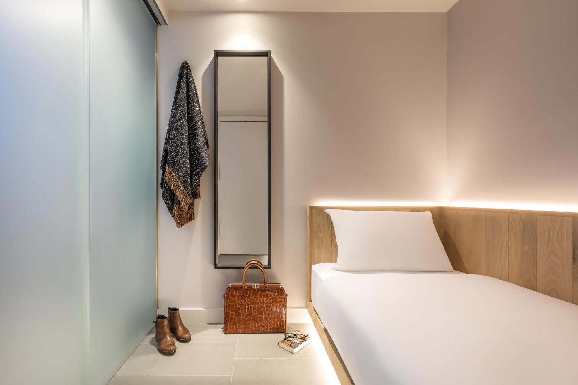 Zedwell Underground Hotel Tottenham Court Rd لندن الغرفة الصورة